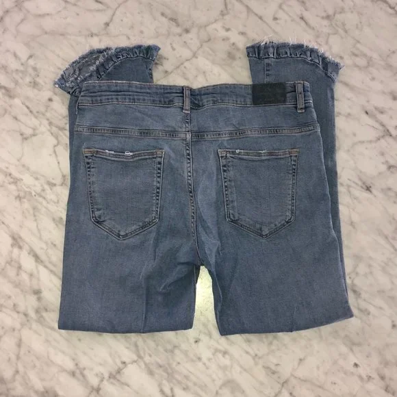 ZARA- Blue Distressed Jeans - Picture 6 of 9